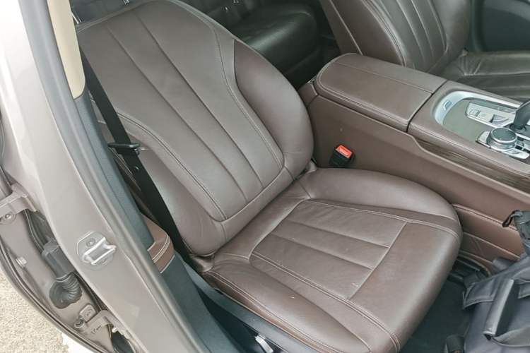 Used BMW 7 Series 2017 730Li Leading Model Right Front Seat