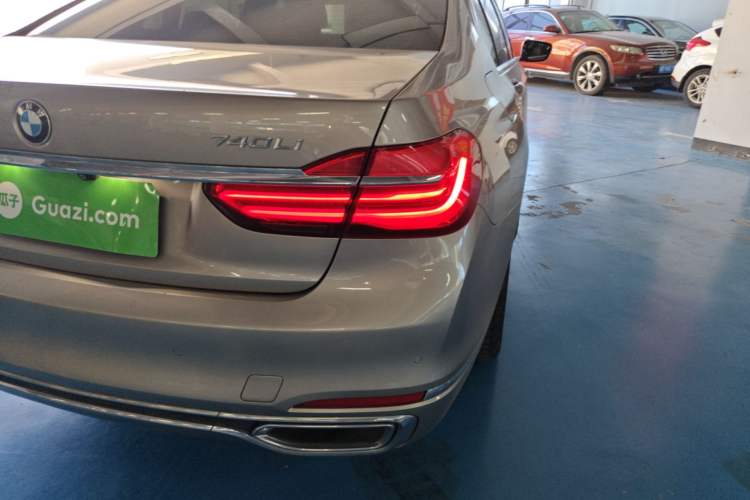 Used BMW 7 Series 2017 740Li Luxury Edition Right Rear Taillight