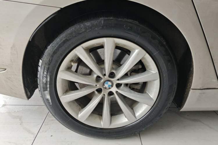 Used BMW 7 Series 2017 730Li Luxury Model Right Rear Wheel Hub