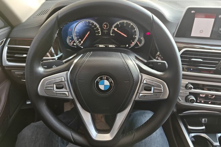 Used BMW 7 Series 2017 730Li Leading Model Steering Wheel