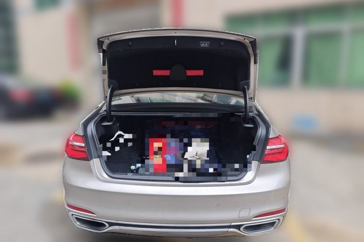 Used BMW 7 Series 2017 730Li Leading Model Trunk