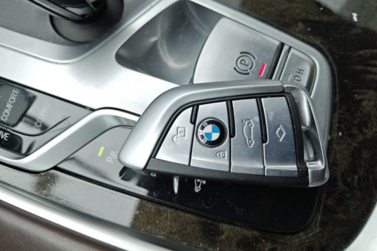 Used BMW 7 Series 2017 730Li Luxury Model Vehicle Key