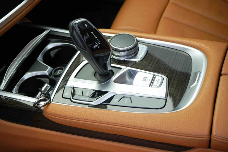 Used BMW 7 Series 2017 730Li Leading Model Interior 7