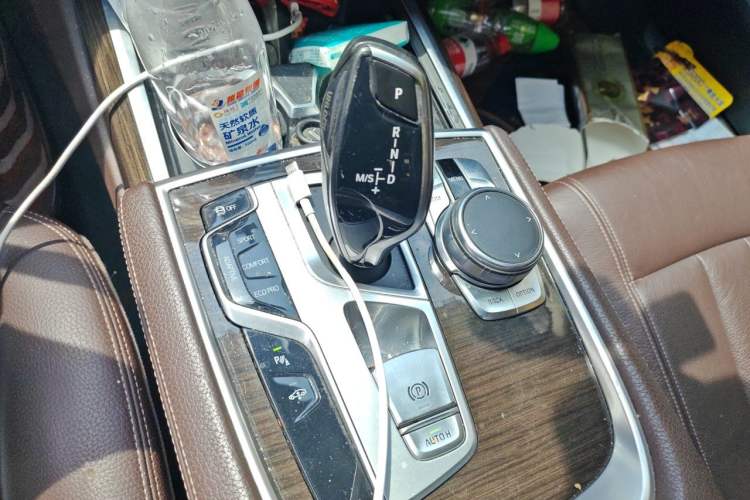 Used BMW 7 Series 2017 730Li Leading Model Gear Lever