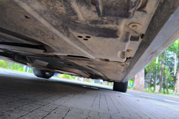 Used BMW 7 Series 2017 M760Li xDrive Chassis Rear Right