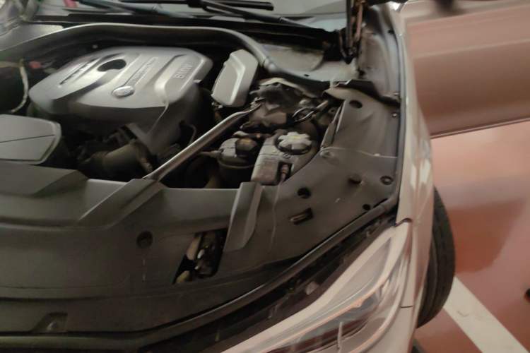 Used BMW 7 Series 2017 730Li Luxury Model Engine Bay Left