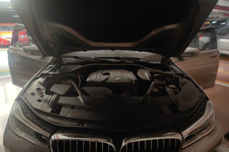Used BMW 7 Series 2017 730Li Luxury Model Engine Bay