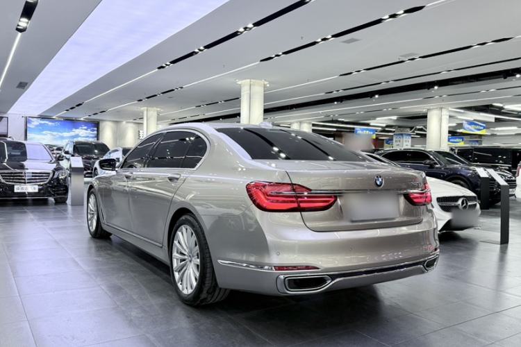 Used BMW 7 Series 2017 740Li Luxury Edition Exterior 3