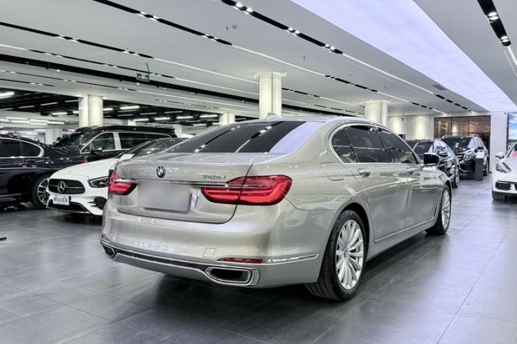 Used BMW 7 Series 2017 740Li Luxury Edition Exterior 5