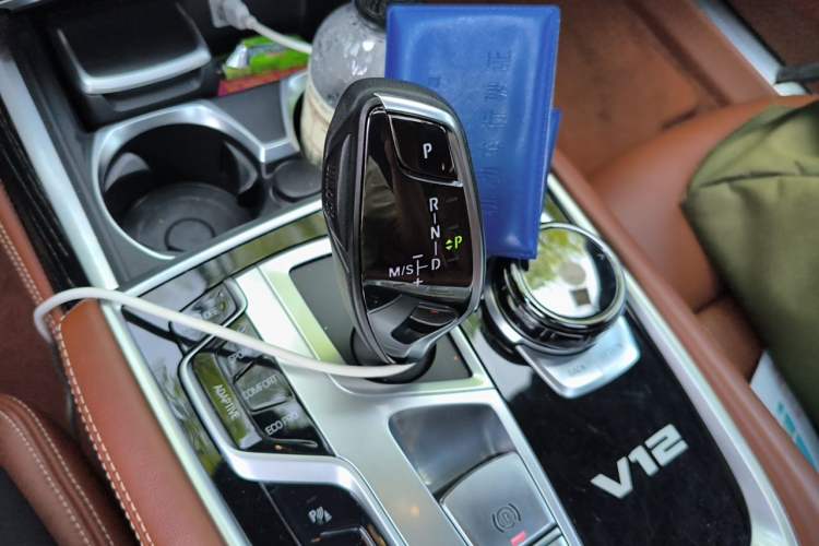 Used BMW 7 Series 2017 M760Li xDrive Gear Lever