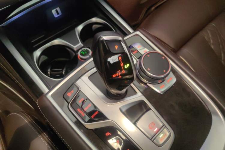 Used BMW 7 Series 2017 730Li Luxury Model Gear Lever