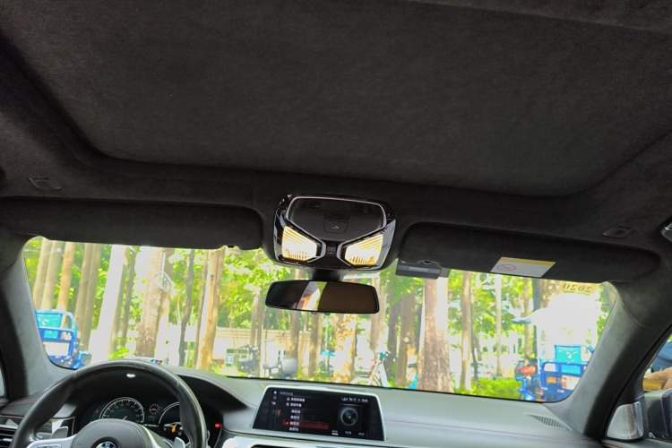 Used BMW 7 Series 2017 M760Li xDrive Headliner