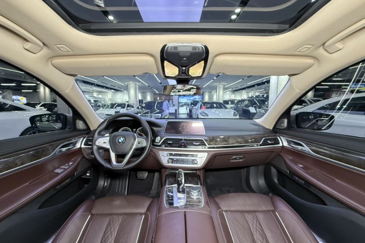 Used BMW 7 Series 2017 740Li Luxury Edition Interior 2
