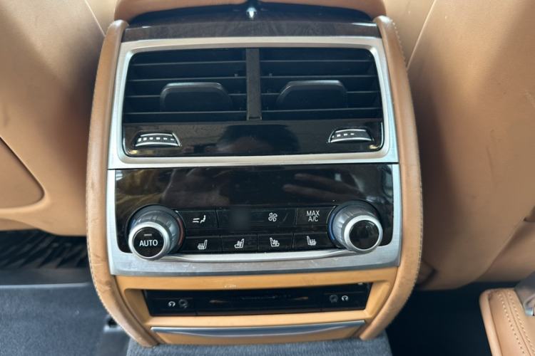 Used BMW 7 Series 2017 740Li xDrive Luxury Edition Interior 4
