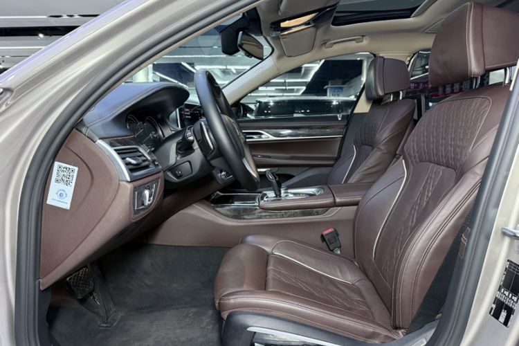 Used BMW 7 Series 2017 740Li Luxury Edition Interior 4