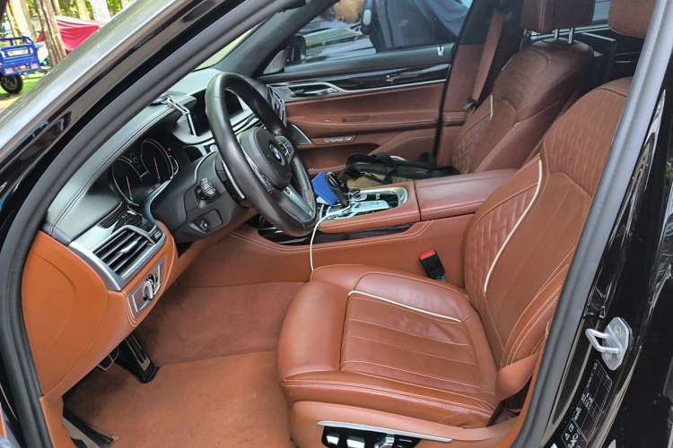 Used BMW 7 Series 2017 M760Li xDrive Left Front Seat