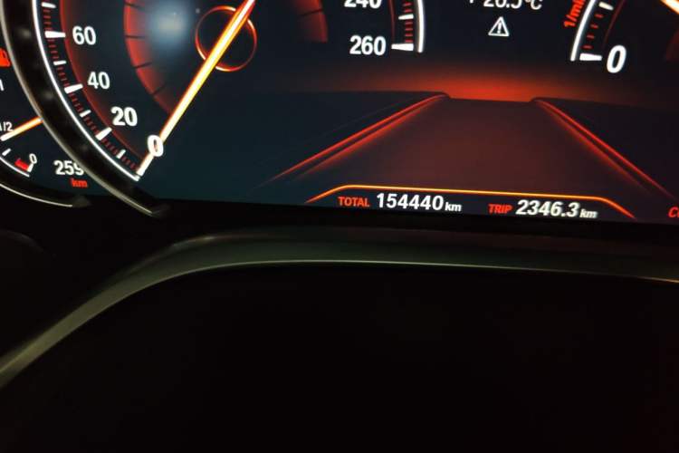 Used BMW 7 Series 2017 730Li Leading Model Odometer Close Up