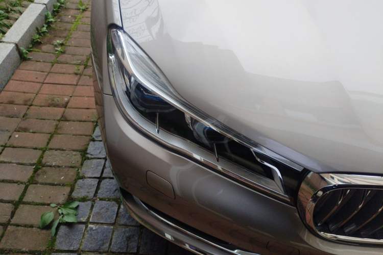 Used BMW 7 Series 2017 740Li xDrive Luxury Edition Right Front Headlight