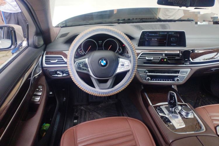 Used BMW 7 Series 2017 740Li xDrive Luxury Edition Steering Wheel