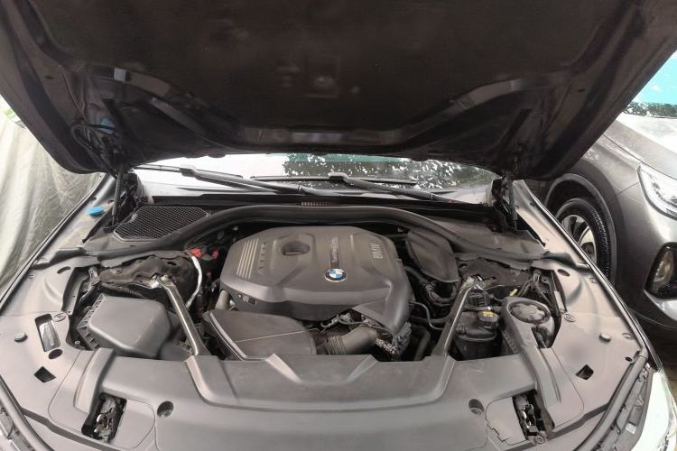 Used BMW 7 Series 2017 730Li Leading Model Engine Bay