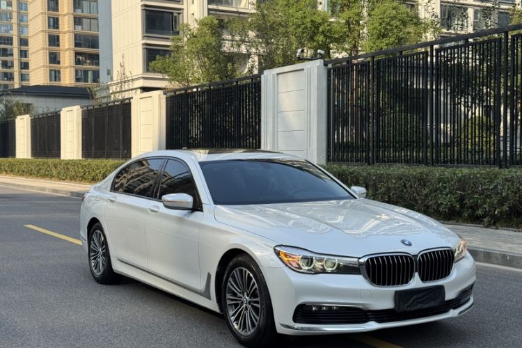 Used BMW 7 Series 2017 730Li Leading Model Exterior 2