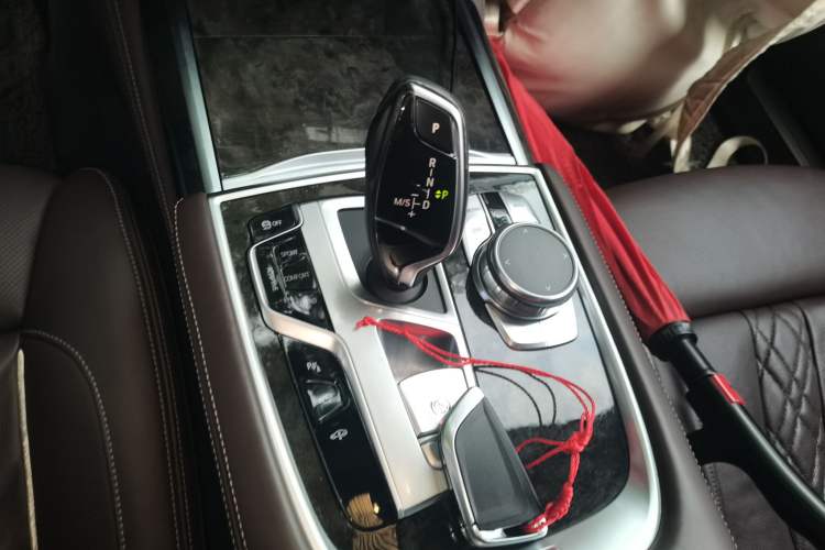 Used BMW 7 Series 2017 730Li Luxury Model Gear Lever