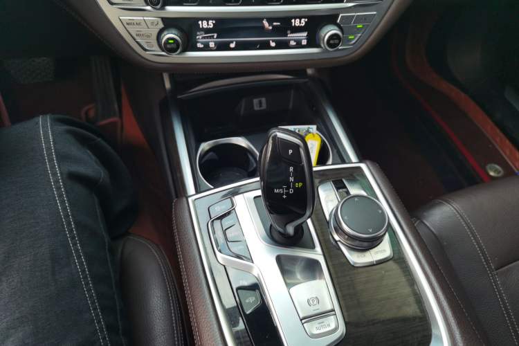 Used BMW 7 Series 2017 730Li Leading Model Gear Lever