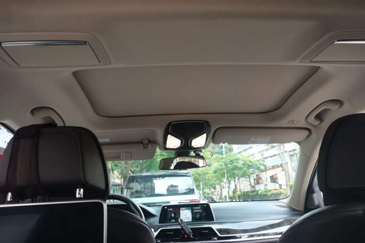 Used BMW 7 Series 2017 730Li Luxury Model Headliner