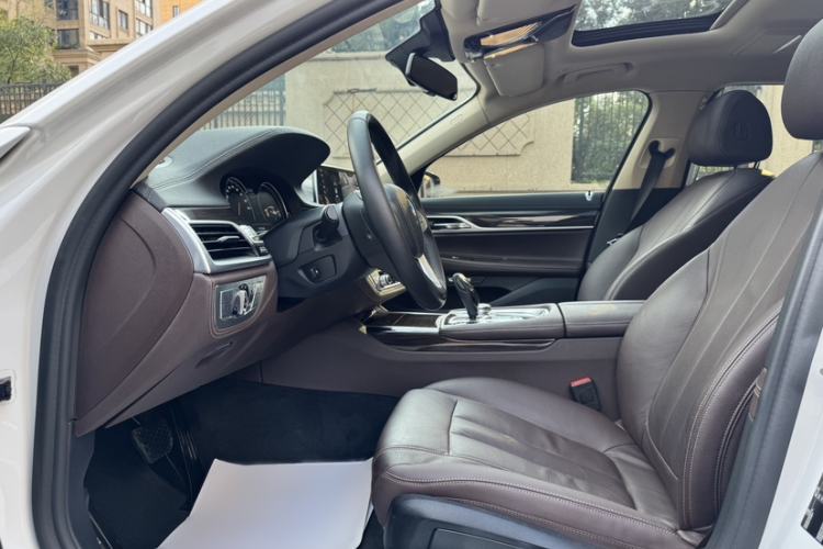 Used BMW 7 Series 2017 730Li Leading Model Interior 2