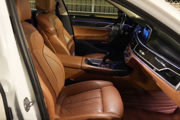Used BMW 7 Series 2017 730Li Luxury Model Interior 5
