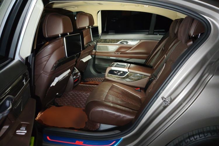 Used BMW 7 Series 2017 730Li Luxury Model Left Rear Seat
