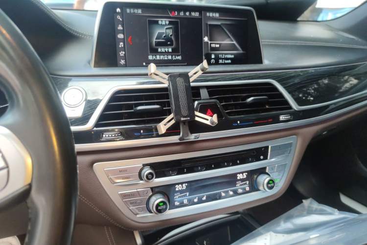 Used BMW 7 Series 2018 740Li M Sport Package Leading Model Audio And AC Panel