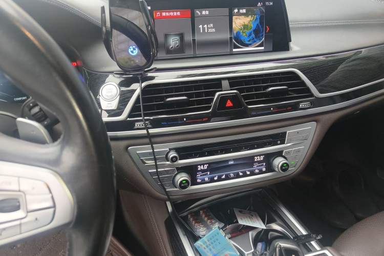 Used BMW 7 Series 2018 730Li Luxury Edition M Sport Package Audio And AC Panel