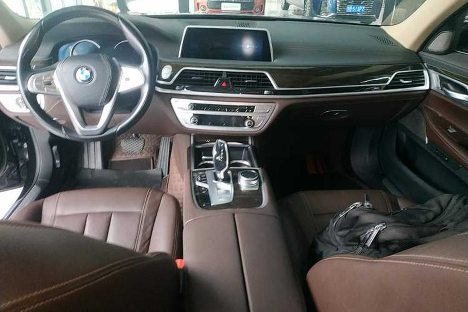 Used BMW 7 Series 2018 730Li Leading Model Excellence Package Audio And AC Panel