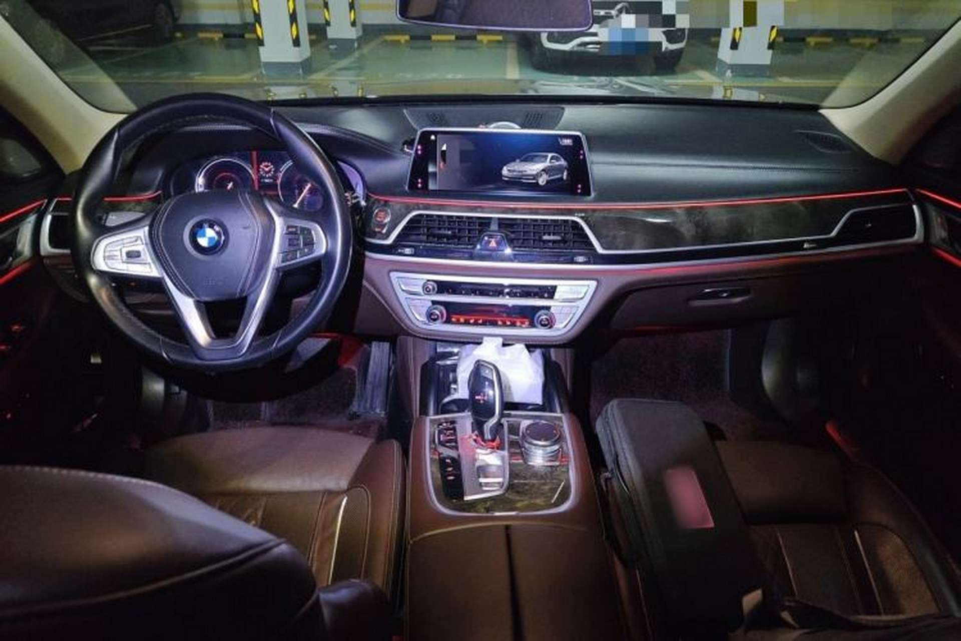 Used BMW 7 Series 2018 730Li Luxury Model Excellence Package Center Console
