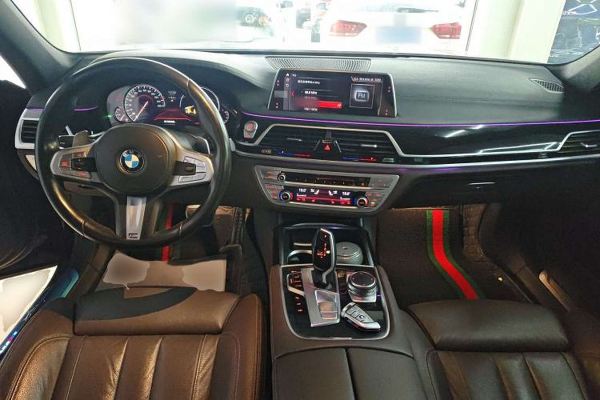 Used BMW 7 Series 2018 730Li Leading Model M Sport Package Center Console