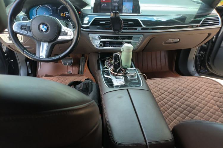 Used BMW 7 Series 2018 740Li M Sport Package Leading Model Center Console