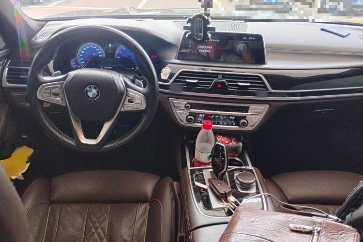 Used BMW 7 Series 2018 740Li M Sport Package Leading Model Center Console