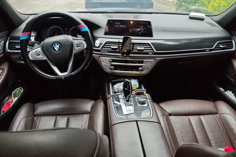 Used BMW 7 Series 2018 730Li Leading Model M Sport Package Center Console