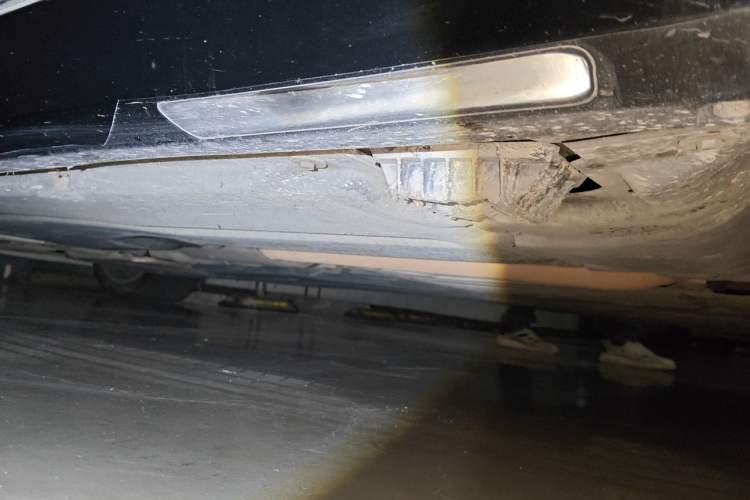 Used BMW 7 Series 2018 730Li Leading Model Excellence Package Chassis Front Right