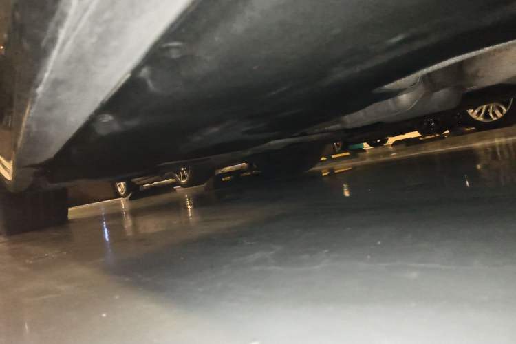 Used BMW 7 Series 2018 M760Li xDrive Chassis Front Right