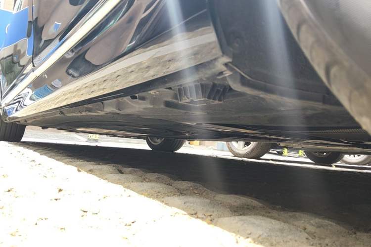 Used BMW 7 Series 2018 730Li Luxury Model Excellence Package Chassis Rear Left