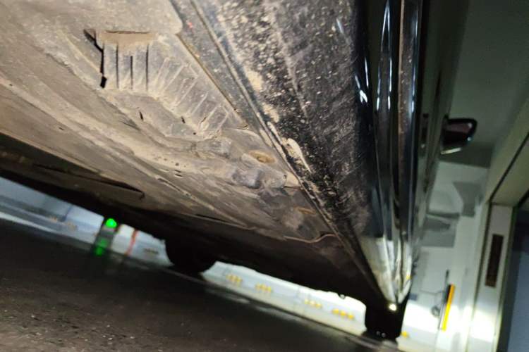 Used BMW 7 Series 2018 740Li Leading Model Excellence Package Chassis Rear Right