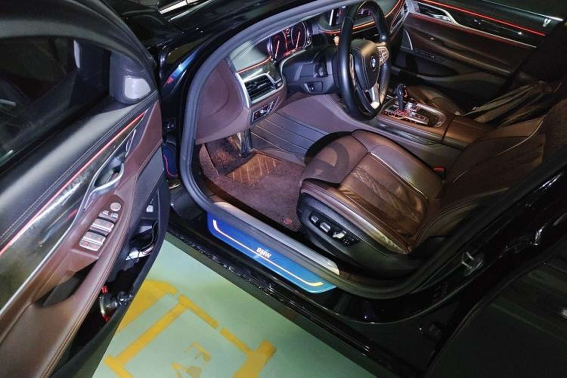 Used BMW 7 Series 2018 730Li Luxury Model Excellence Package Driver Seat