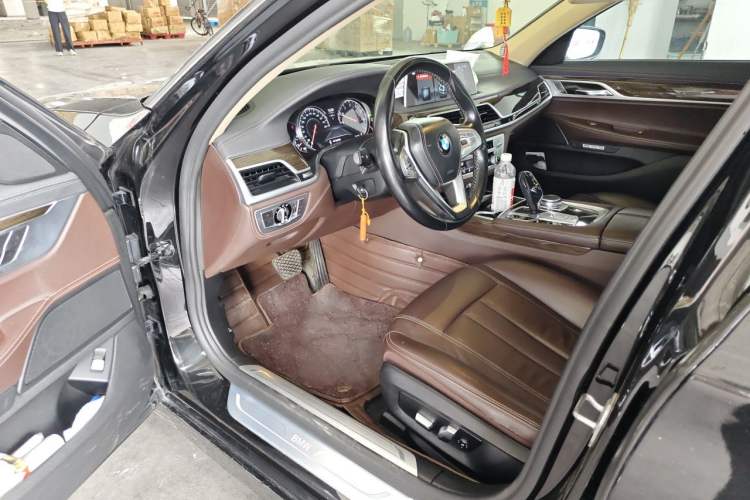 Used BMW 7 Series 2018 730Li Leading Model Excellence Package Driver Seat
