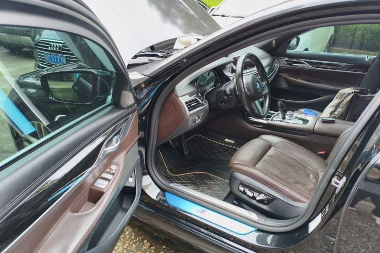 Used BMW 7 Series 2018 730Li Luxury Edition M Sport Package Driver Seat