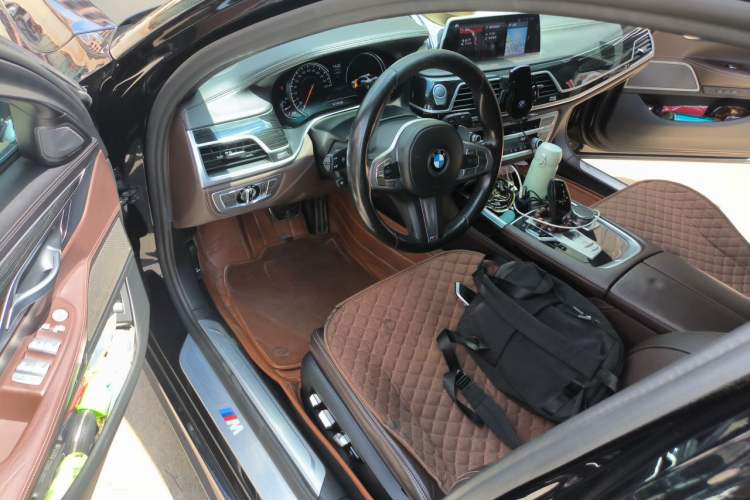 Used BMW 7 Series 2018 740Li M Sport Package Leading Model Driver Seat