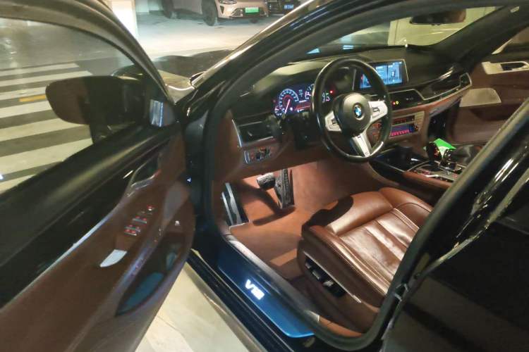 Used BMW 7 Series 2018 M760Li xDrive Driver Seat