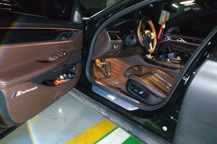 Used BMW 7 Series 2018 730Li Luxury Edition M Sport Package Driver Seat