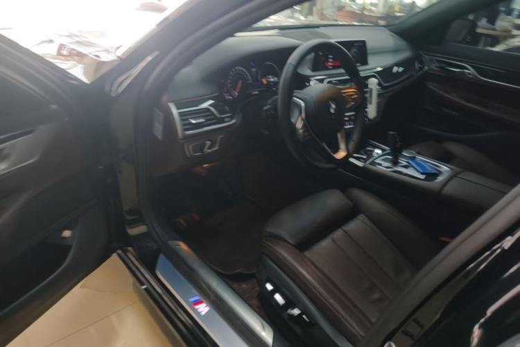 Used BMW 7 Series 2018 730Li Leading Model M Sport Package Driver Seat